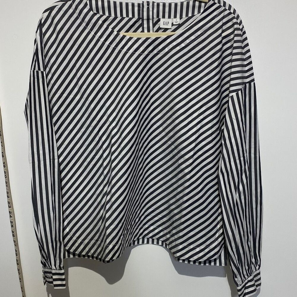 Gap Women's Striped Long Sleeves Crewneck Top Black &โ White Size S